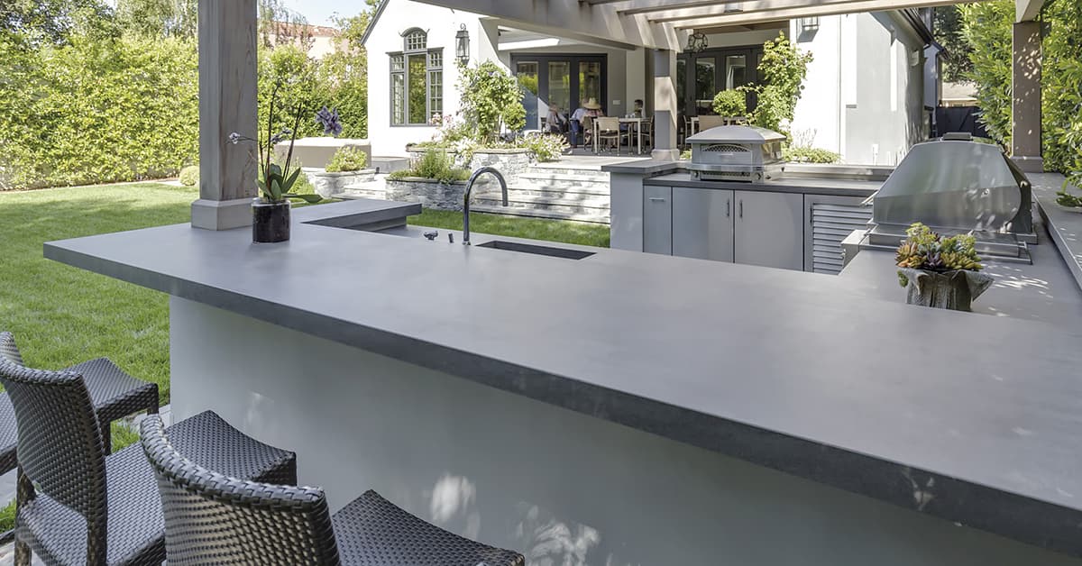 Outdoor Kitchen Countertops Ideas 2025